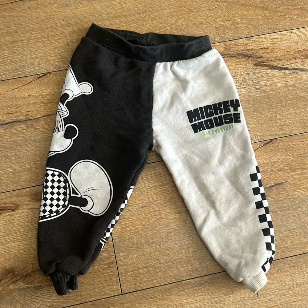 Zara Disney baby boy size 2-3 years checkered pants joggers
